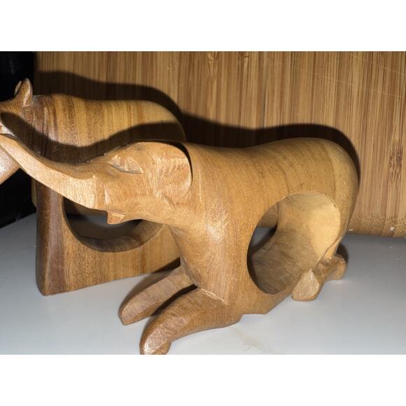 Safari Animal Napkin Ring Holders Hand Carved Wooden Set Of 4 Table Decor - Picture 3 of 10